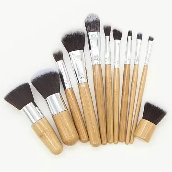 Wooden Handle Makeup Brush Set 10 Pieces Brushes - Picture 2 of 4